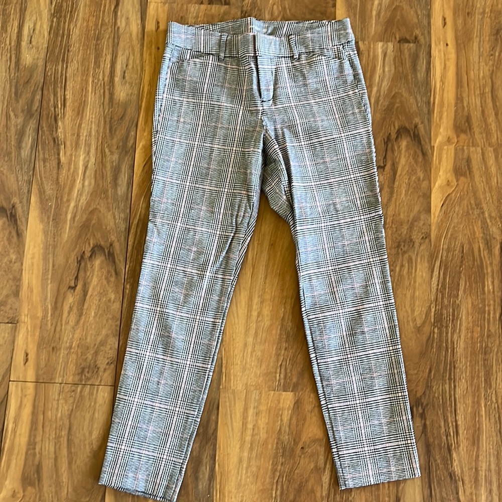 Old Navy plaid pixie cut ankle pant